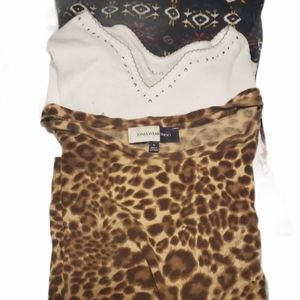 🏷️ 3 spring/fall or evening shirts